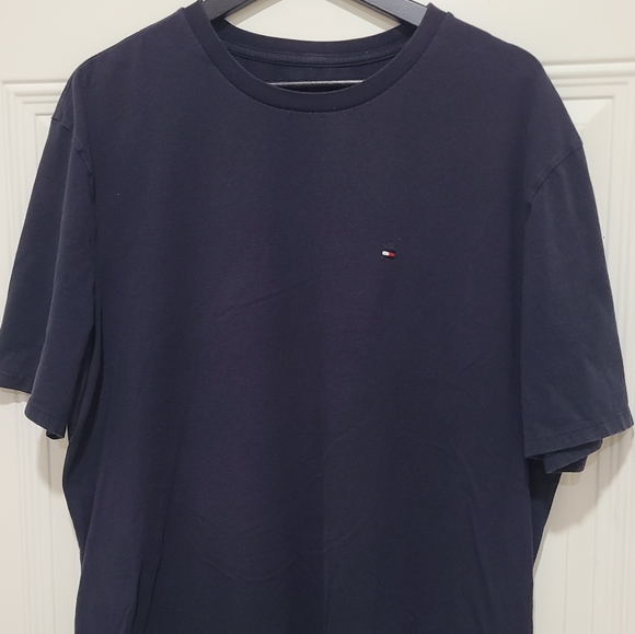 Tommy Hilfiger XL Tshirt Navy Blue - Picture 2 of 5